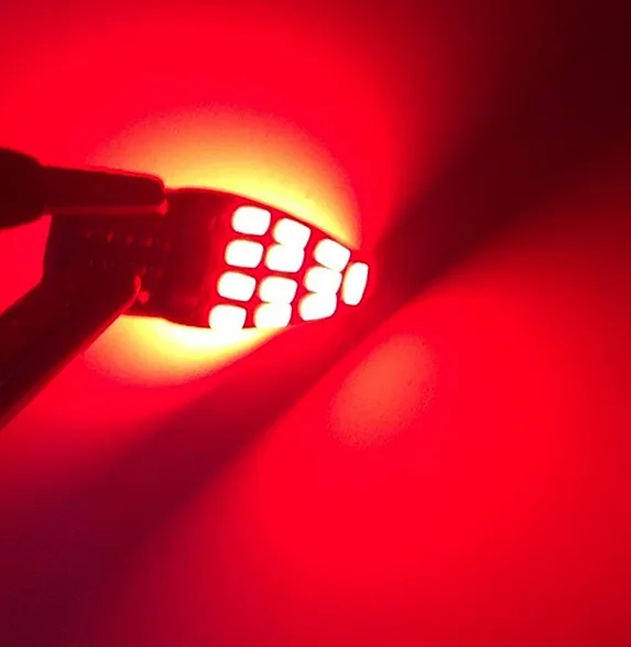 2 ampoules à LED pour l'éclairage bas de porte Audi A5 – Image 4